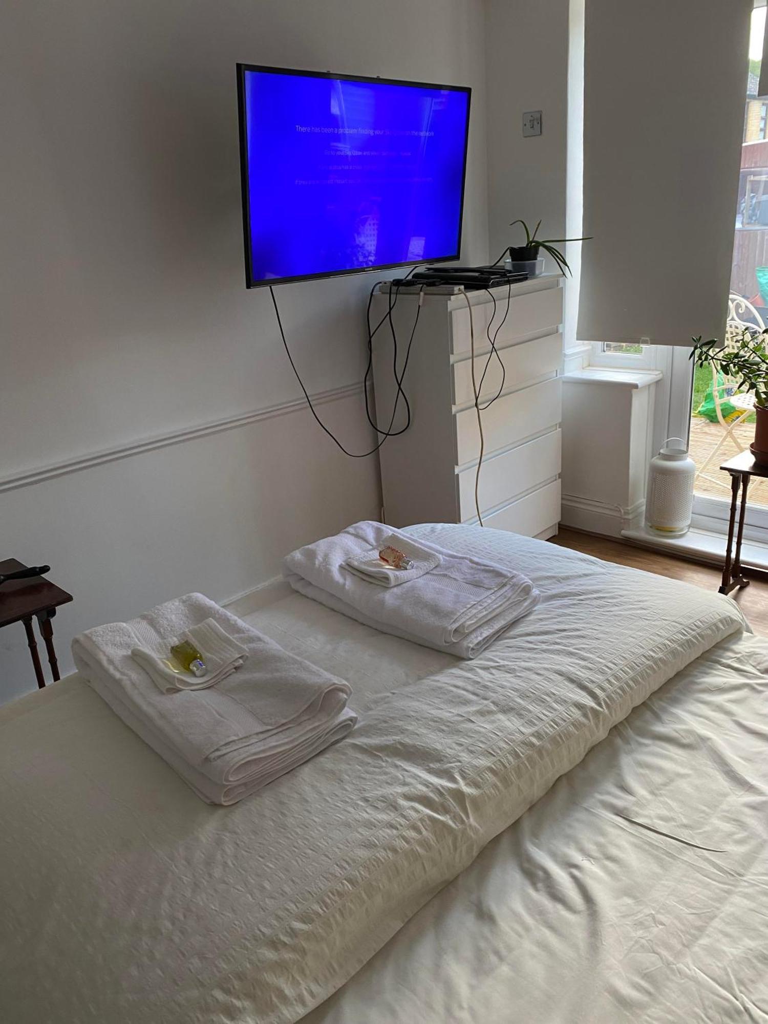 Pond Cottage Purley Ngoại thất bức ảnh